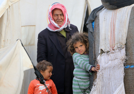 Политолог ответил, какую страну могут заполонить иранские беженцы