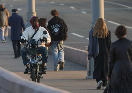 Ураганный ветер и холод до +10? Погода в Москве в августе: чего ждать