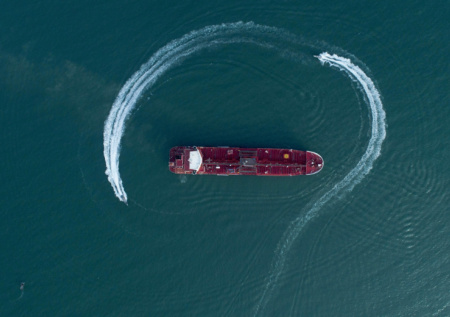 США разрешили продажу иранской нефти