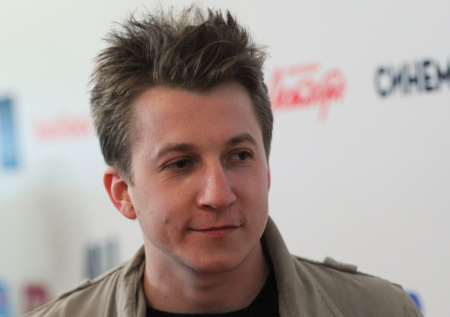 Левин из «Интернов» упал на финансовое дно в Великобритании