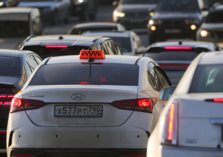 Дептранс назвал часы возможных перекрытий в Москве