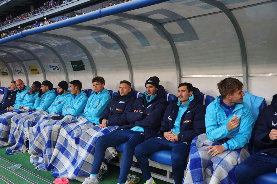 Игроки ФК «Зенит» перед началом матча 22-го тура Российской премьер-лиги (РПЛ)