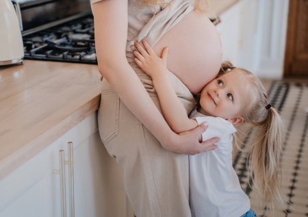 Россиянкам назвали идеальный возраст для рождения ребенка