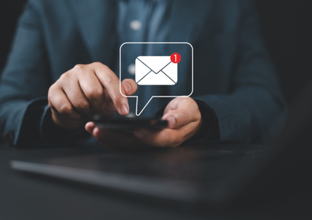 ИБ-эксперт объяснила, как безопаснее всего совершать покупки в Сети