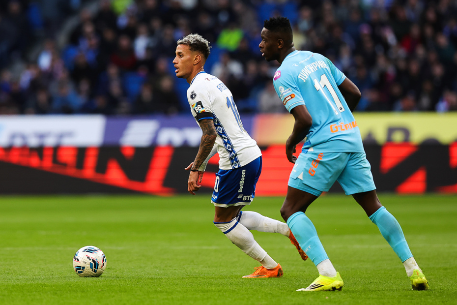 Бителло (Динамо М) и Луис Энрике (Зенит) в матче РПЛ «Динамо» — «Зенит»