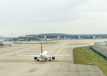 Вылетевшие из Шанхая пассажиры не добрались до Санкт-Петербурга