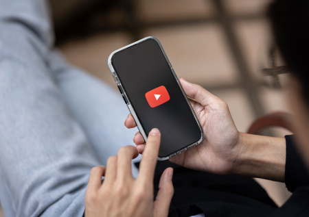 Петербургского провайдера наказали за доступ к YouTube