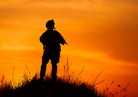 Военный ОАЭ погиб в Бахрейне при отражении иранских атак