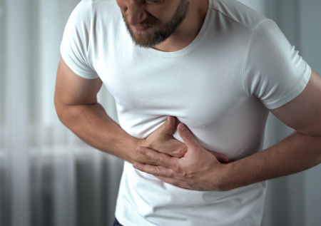 Мужчина ходил в туалет по 100 раз в сутки из-за редкого диагноза