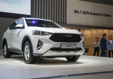 Минпромторг расширил список машин для такси