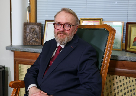 «Сложно подобрать слова»: Милонов ответил на призыв Бони «отменить» его