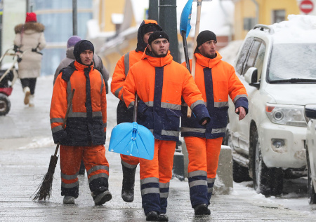 Названы отрасли, где мигранты востребованы больше всего