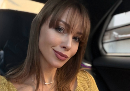 «Второй раз побывала»: Полина Диброва показала фото из ЗАГСа