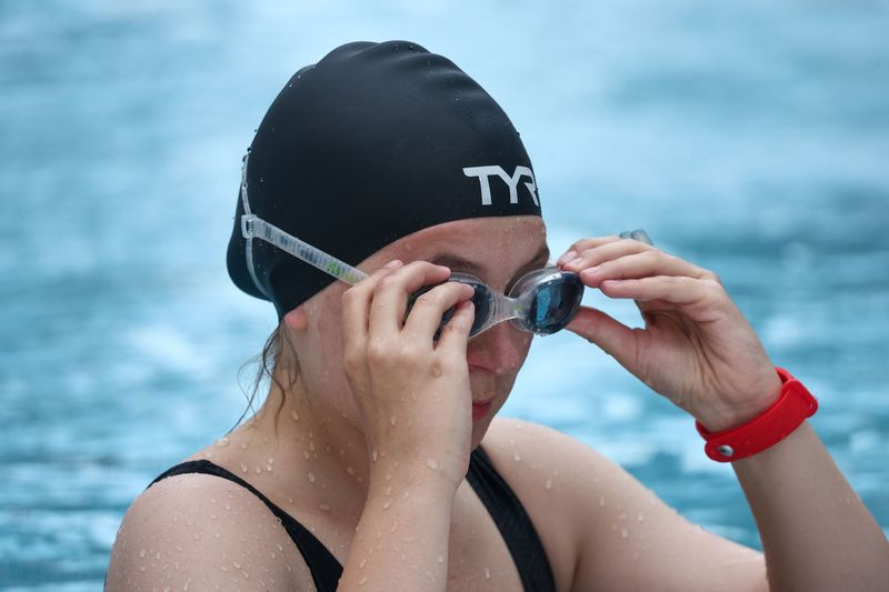 Как научиться плавать во взрослом возрасте: 5 шагов от страха до кроля