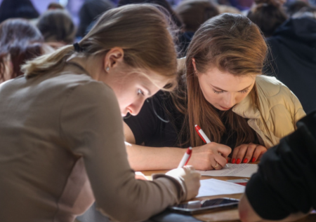 Программу в российских школах полностью «подогнали» под ЕГЭ