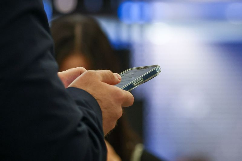 Как выжить без мобильной связи: 10 способов для физлиц и бизнеса