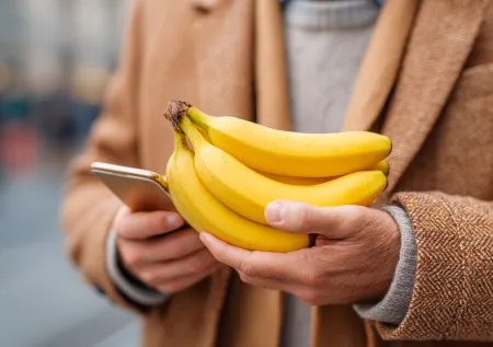 Появились подробности жестокого нападения сталкера с бананами на москвичку