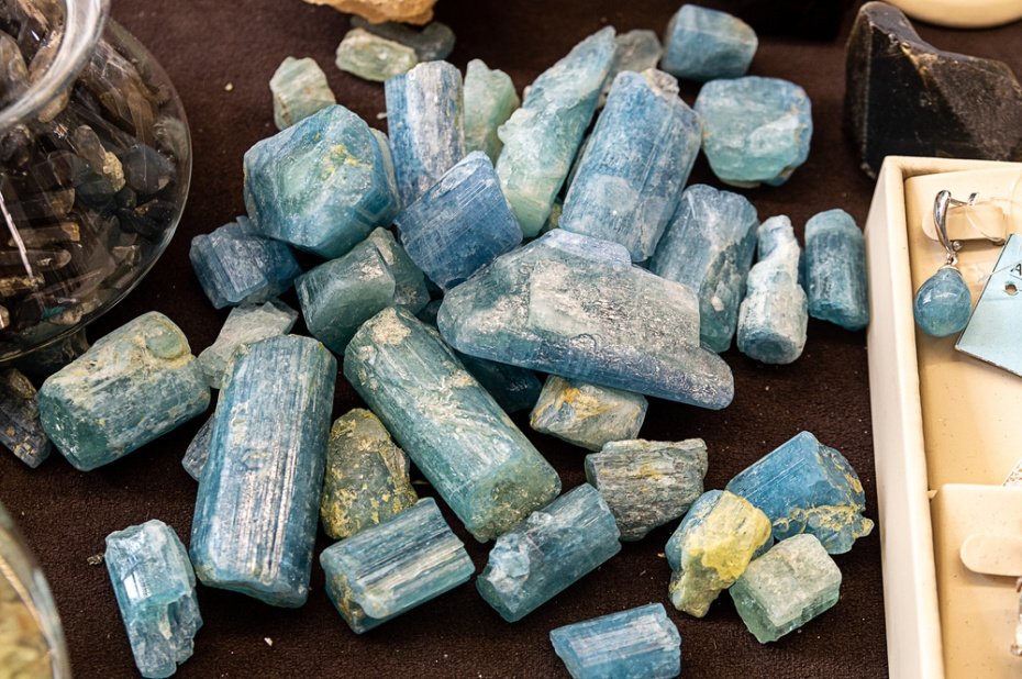 Камень мореплавателей: история и легенды об аквамарине