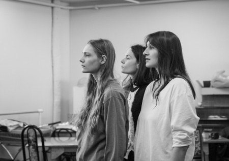 Премьера спектакля «Три сестры» пройдет в Театре на Таганке