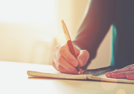 Что известно о личном дневнике напавшего на школу в Челябинске подростка