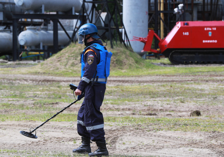 МЧС России многократно увеличит численность саперов