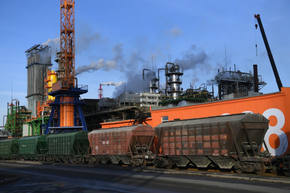 На территории предприятия химической отрасли КАО «Азот» в Кемерово