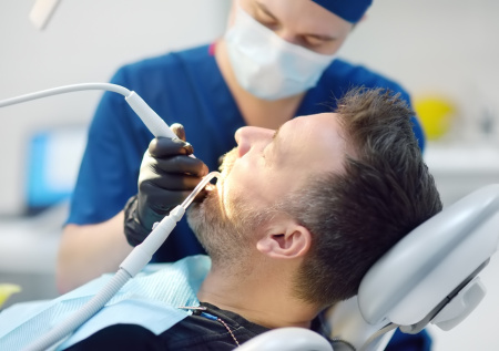 Стало известно, как изменятся цены на услуги стоматологов в будущем