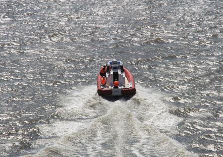 Два парусника с гуманитарной помощью пропали по пути на Кубу
