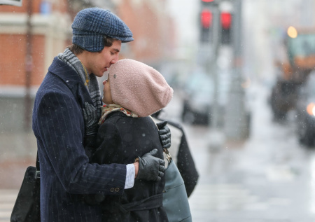 Стало известно, почему молодежь часто выбирает гостевой брак