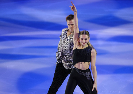 «Задета вена»: Синицина раскрыла жуткие подробности травмы на шоу Навки