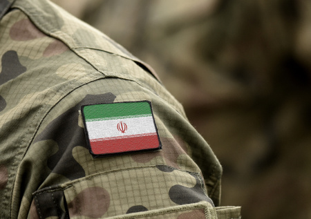 В Иране начали забирать 12-летних детей в армию