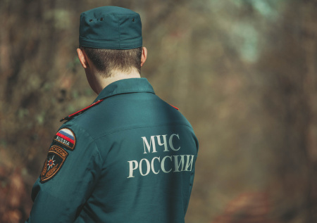 Эвакуация жителей российского города началась на фоне мощного наводнения