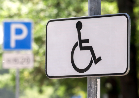 Россиянам рассказали, чем опасна подделка инвалидности