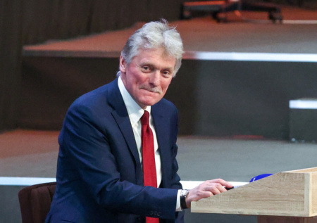 Песков высказался о скорости развития отношений России и США