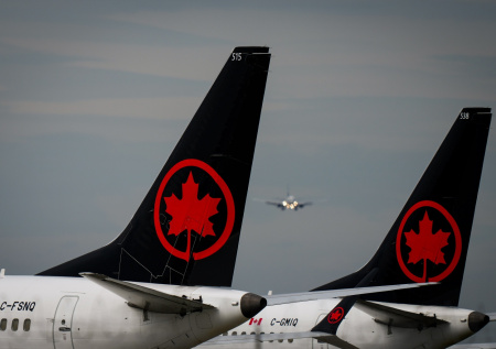 Гендиректора Air Canada уволили с позором из-за неправильных соболезнований