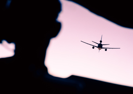 Иракский военный самолет уничтожили во время ударов по базе у Багдада