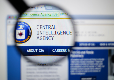 МИД РФ предупредил о схемах США по выманиванию россиян за границу