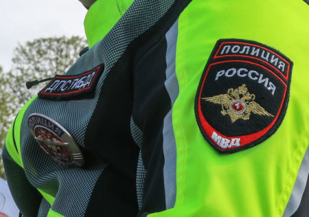 Младенца обнаружили в кузове эвакуатора в российском регионе