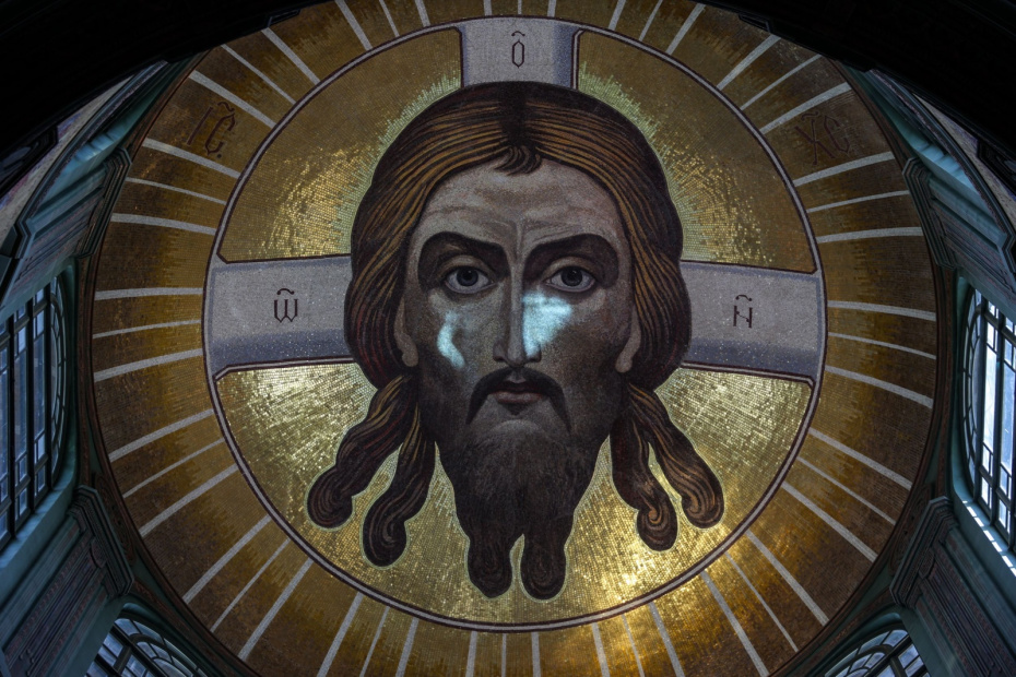 Евангельские события: помазание Христа миром и решение Иуды предать Спасителя