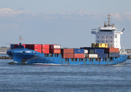 Минфин США исключил из санкционных списков три российских судна