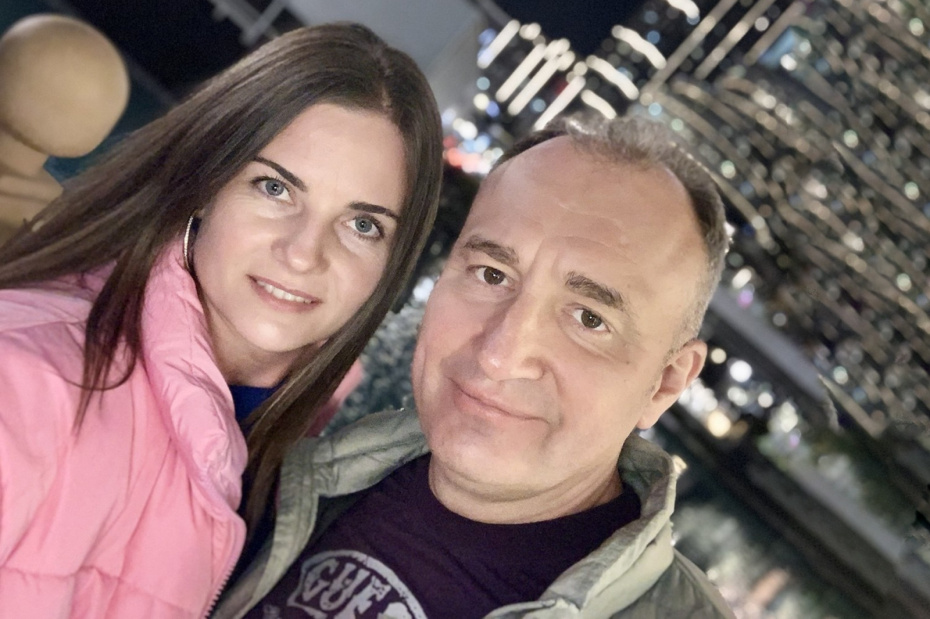 Святослав Ещенко с девушкой