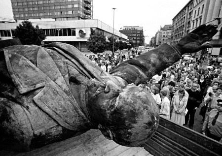 Как выходила Прибалтика из СССР: хроника разрыва (1988–1991)