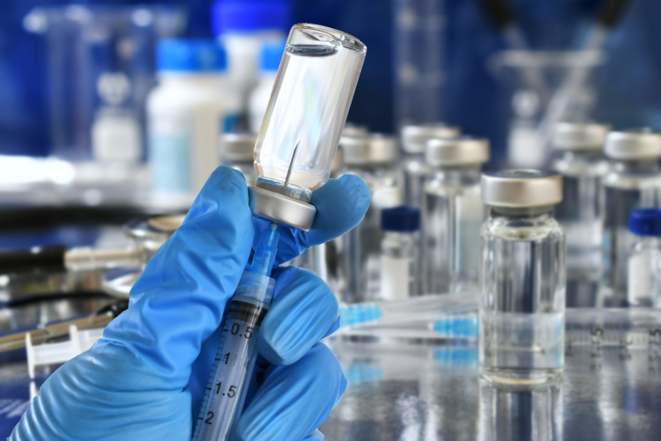 Страховка от укуса клеща: зачем нужна и как оформить