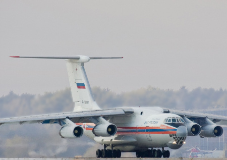 Спецборт МЧС вылетел в Нижнекамск