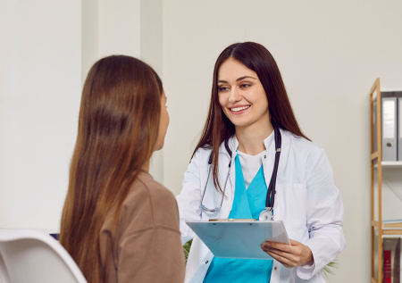 Россияне ответили, нужны ли школьникам осмотры у психиатра