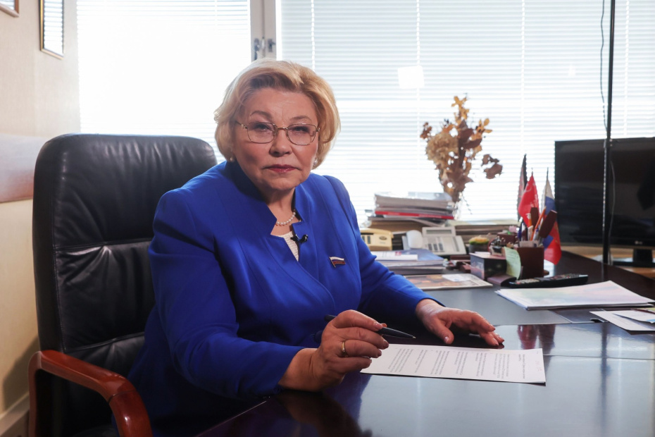 Депутат Государственной думы РФ, первый заместитель председателя комитета по культуре заслуженная артистка РСФСР Елена Драпеко