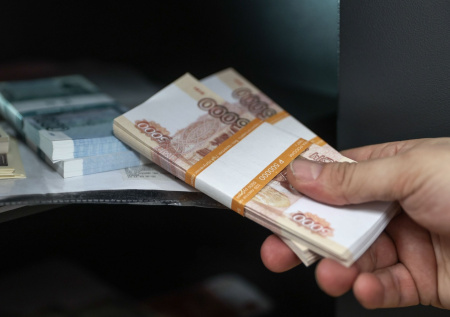 У жителя Иркутской области изъяли автомобиль за получение взятки