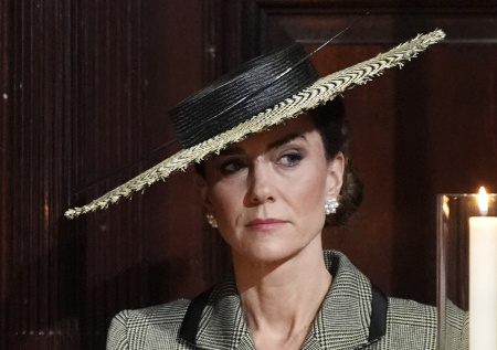 Королевская семья Британии: новости, план Маркл занять трон вместо Миддлтон