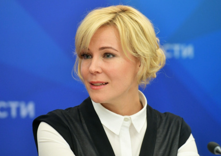 Актриса Куликова рассказала, почему не взяла фамилию мужа