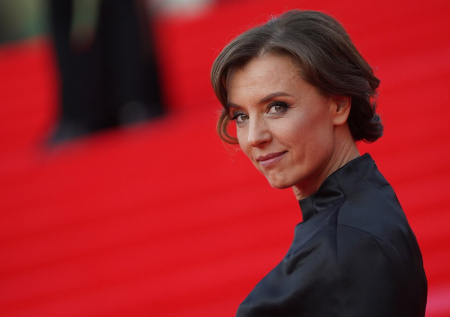 Развод с Бероевым, потеря двоих детей, венчание: как живет Ксения Алферова